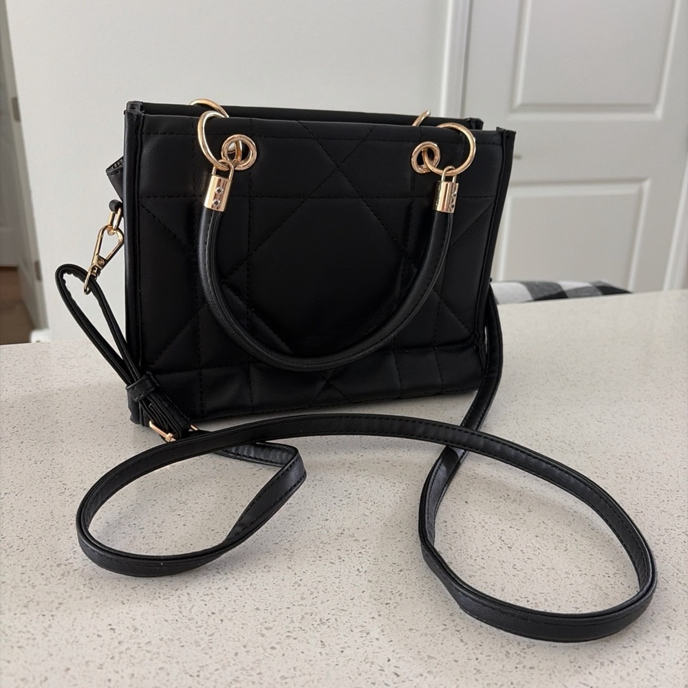 Chic Black Quilted Crossbody Bag with Gold Accents